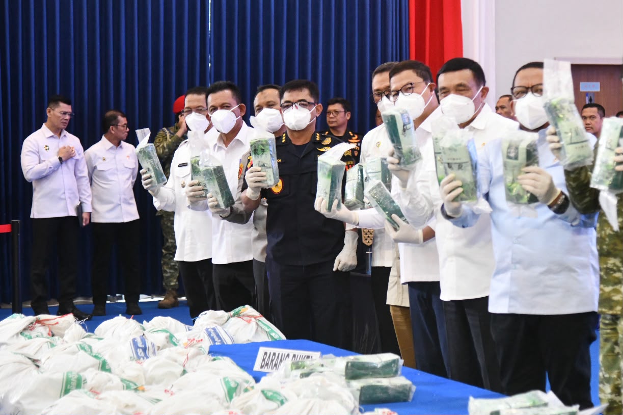 Sinergi Aparat Ungkap Penyelundupan 1,3 Ton Ketamine di Perairan Bintan